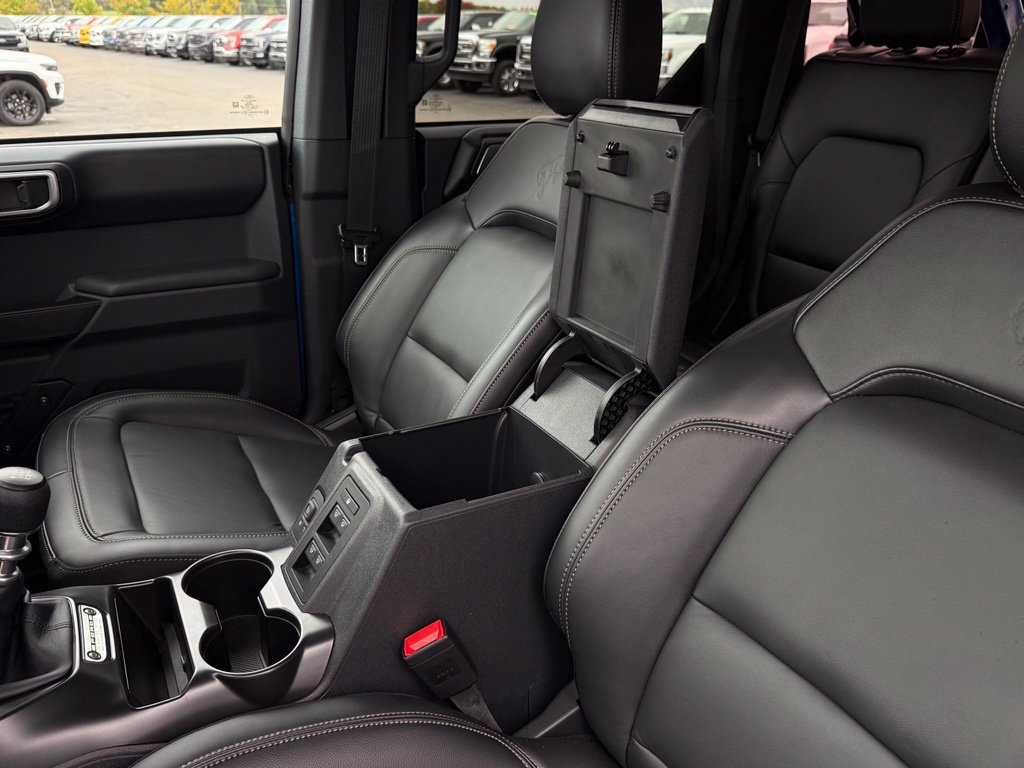 Used 2026 Ford Bronco Badlands w/ Sasquatch Package AWD/4WD image 28