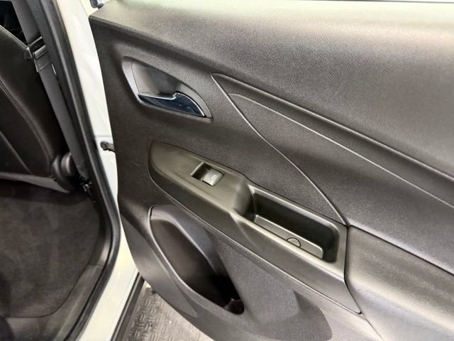 Used 2022 Chevrolet Bolt LT w/ Infotainment Package FWD image 24