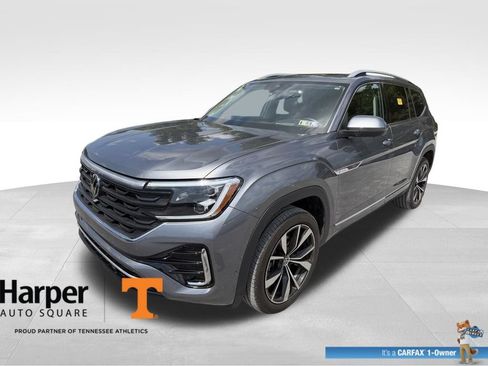 Used 2024 Volkswagen Atlas SEL Premium R-Line AWD/4WD image 1