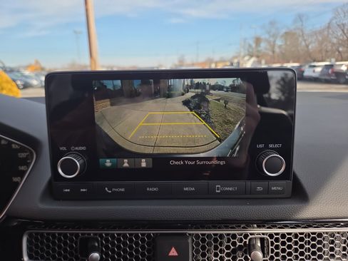 Used 2024 Honda Civic EX-L image 26