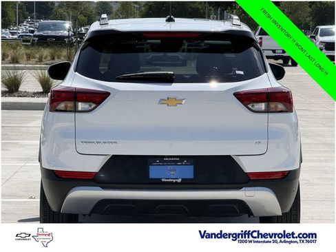 Certified 2023 Chevrolet TrailBlazer LT FWD image 5