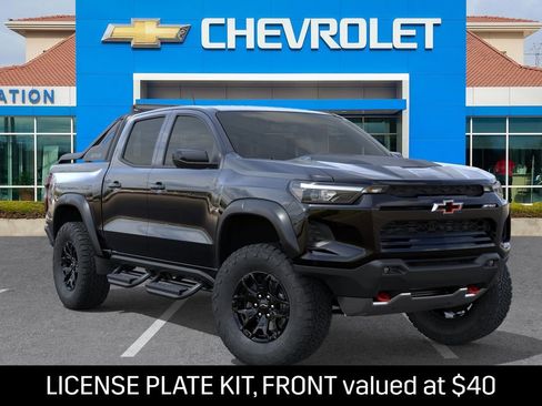 New 2026 Chevrolet Colorado ZR2 w/ Midnight Edition AWD/4WD image 8