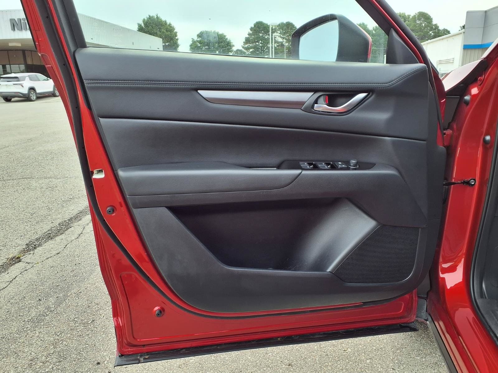 Used 2025 MAZDA CX-5 AWD 2.5 S w/ Preferred Package image 17