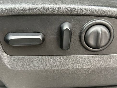 Used 2020 Chevrolet Silverado 1500 RST image 24