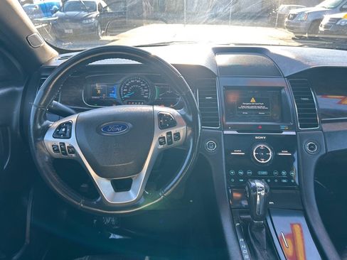 Used 2013 Ford Taurus Limited image 13