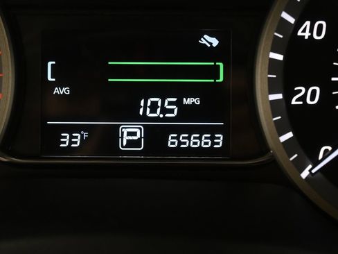 Used 2014 Nissan Sentra SL w/ Premium Package FWD image 29