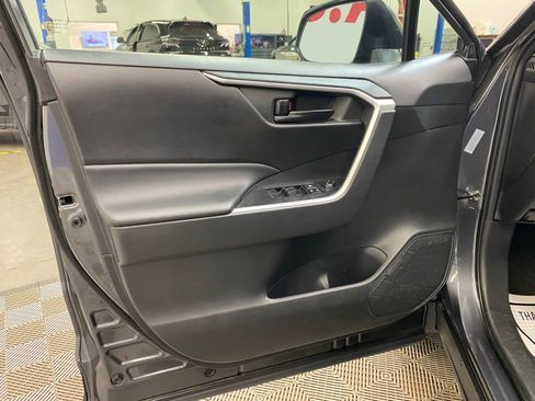 Used 2024 Toyota RAV4 LE AWD/4WD image 31