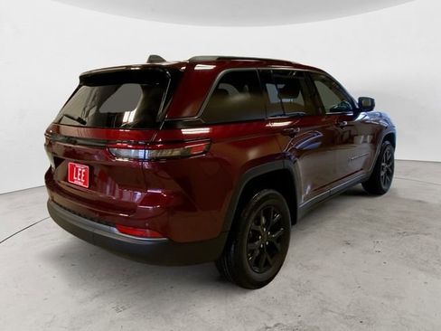 New 2026 Jeep Grand Cherokee Altitude AWD/4WD image 6