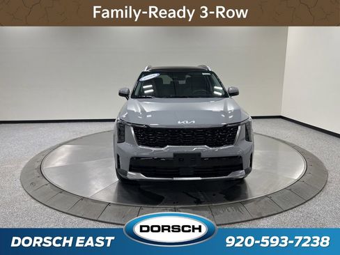 New 2026 Kia Sorento S image 2