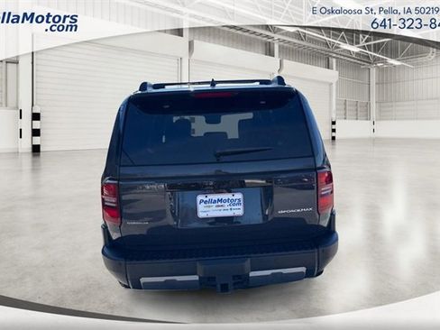 Used 2024 Toyota Land Cruiser image 4