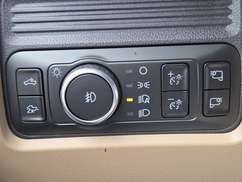 Used 2026 Ford F350 XLT w/ XLT Premium Package AWD/4WD image 39