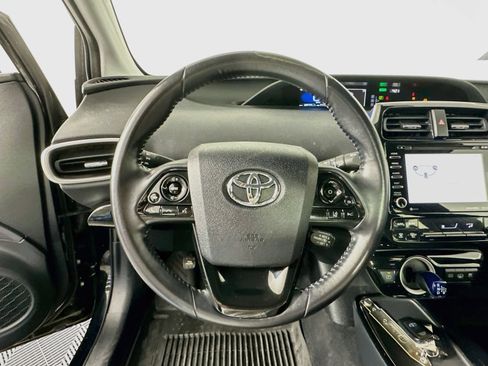 Used 2022 Toyota Prius Prime LE FWD image 12