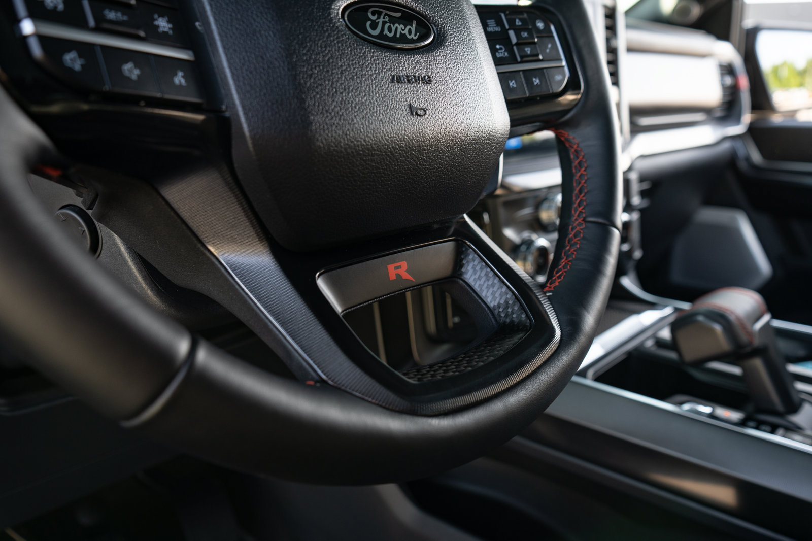 Used 2025 Ford F150 Raptor w/ Equipment Group 803A Raptor R AWD/4WD image 34