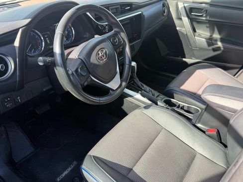 Used 2019 Toyota Corolla SE w/ Carpet Mat Package (TMS) FWD image 7
