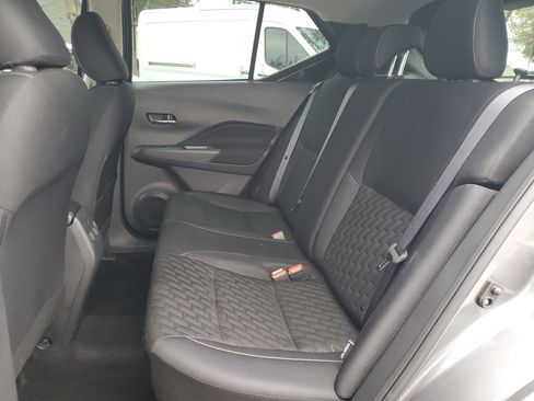 Certified 2021 Nissan Kicks SV image 17