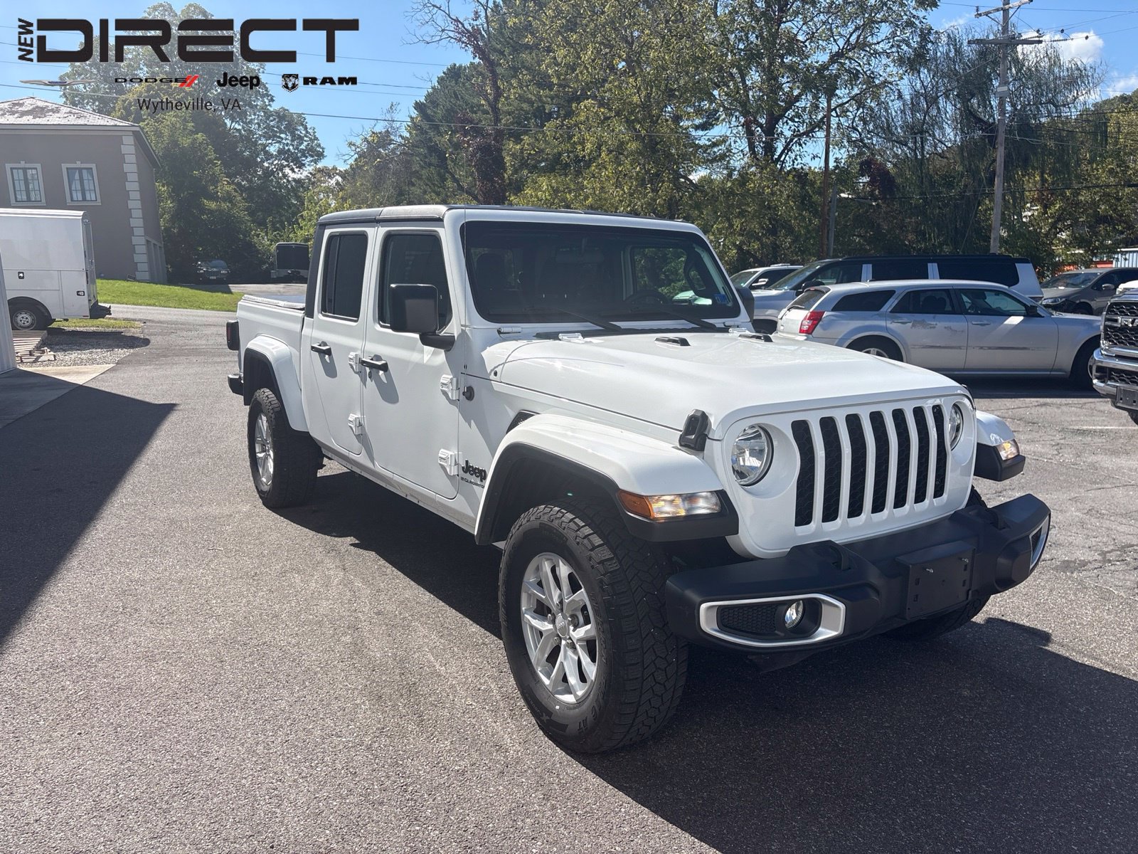 Used 2023 Jeep Gladiator Sport AWD/4WD image 9