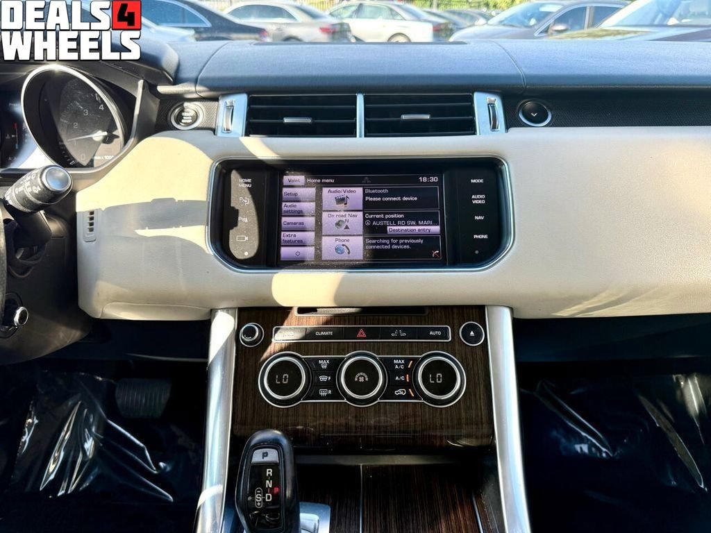 Used 2014 Land Rover Range Rover Sport HSE AWD/4WD image 13