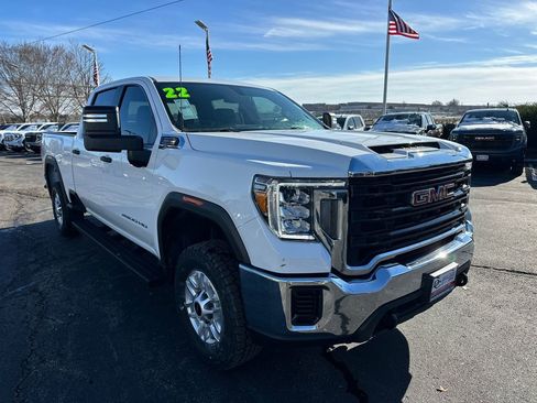 Used 2022 GMC Sierra 2500 Pro w/ Convenience Package image 4