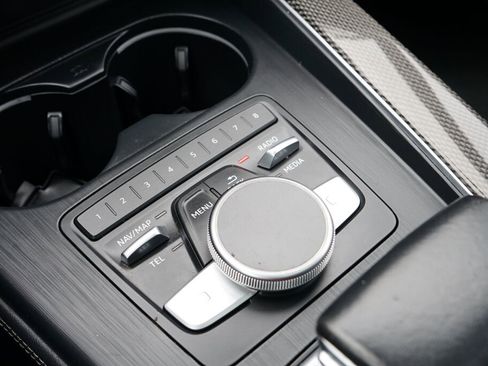 Used 2019 Audi S4 Prestige w/ Prestige Package image 22