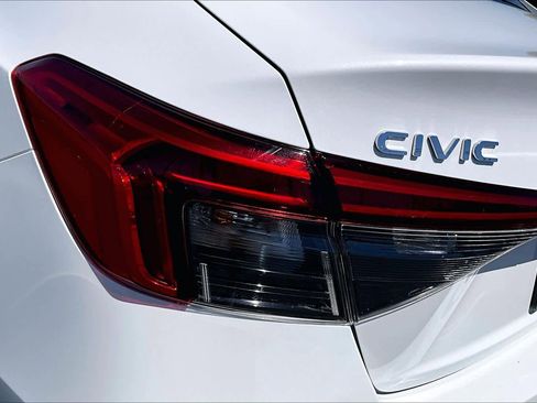 Used 2024 Honda Civic EX image 28