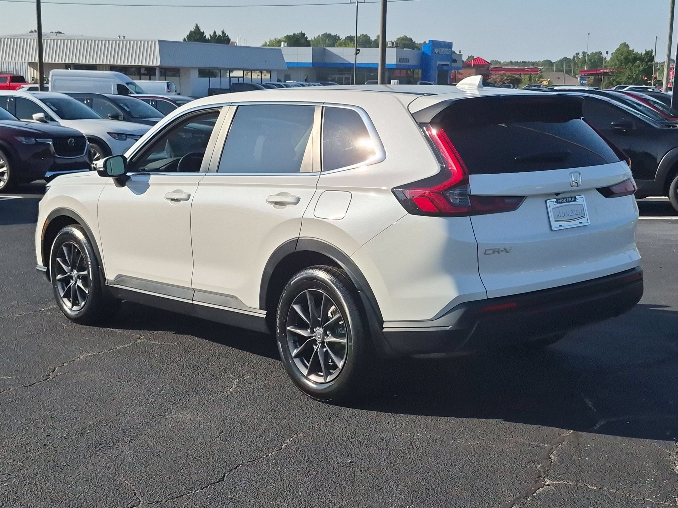 Used 2026 Honda CR-V EX-L image 3