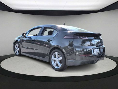 Used 2014 Chevrolet Volt w/ Enhanced Safety Package 2 FWD image 6