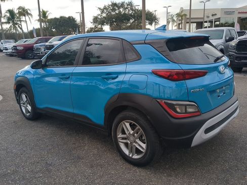 Used 2022 Hyundai Kona SE image 7
