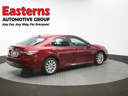 Used 2019 Toyota Camry LE FWD image 39