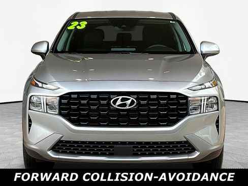 Used 2023 Hyundai Santa Fe SE AWD/4WD image 2