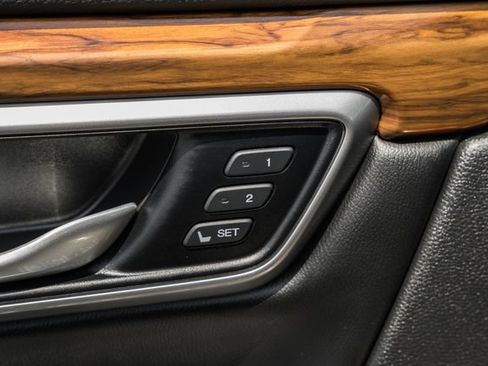 Used 2020 Honda CR-V Touring image 36