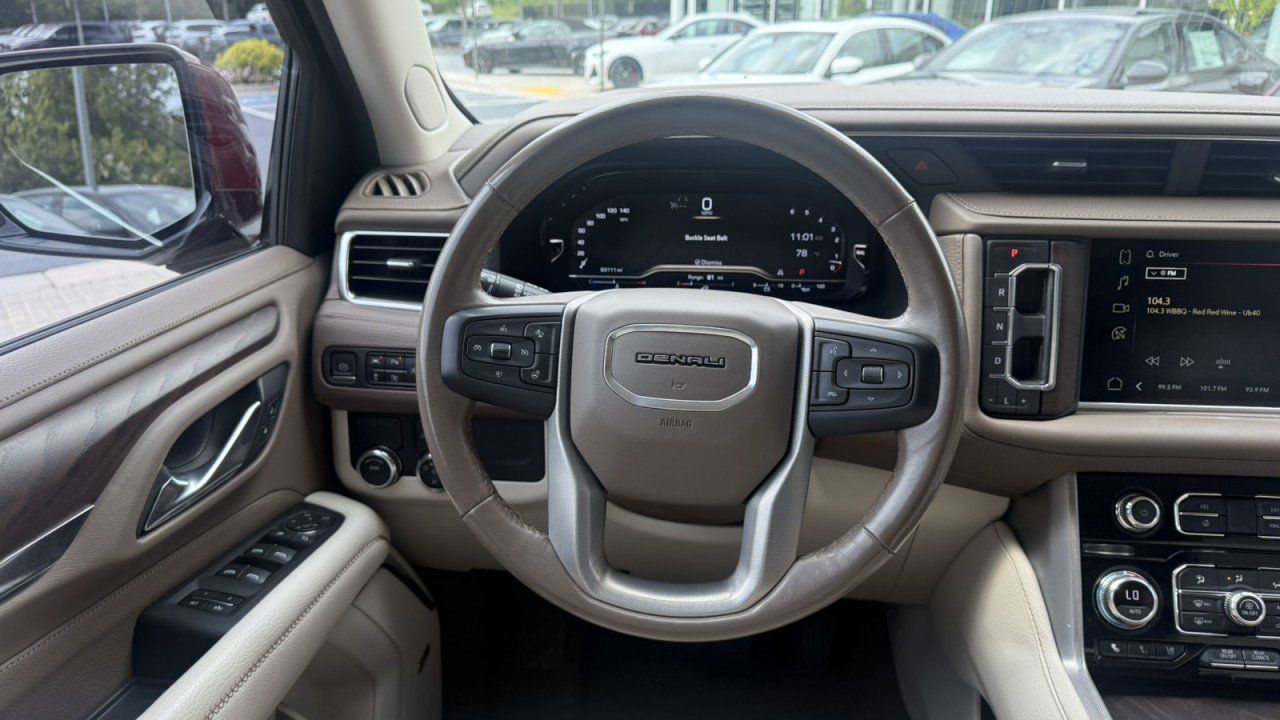 Used 2022 GMC Yukon Denali RWD image 22