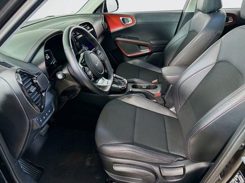 Used 2023 Kia Soul GT-Line FWD image 10