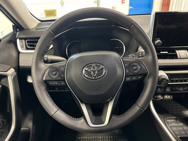 Used 2023 Toyota RAV4 XLE w/ Convenience Package AWD/4WD image 14