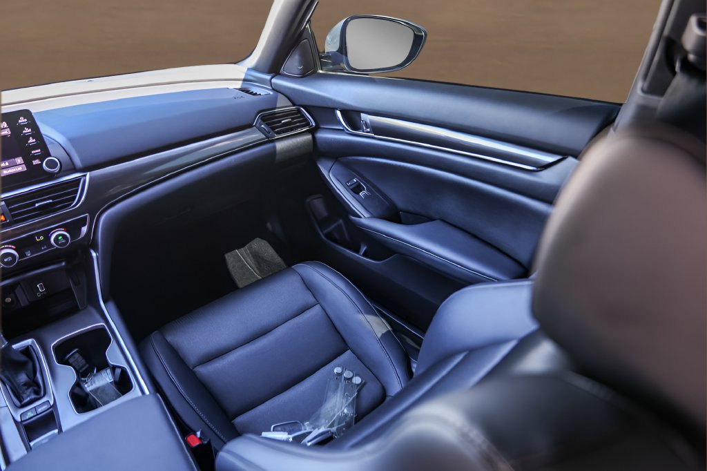 Used 2019 Honda Accord Sport image 28