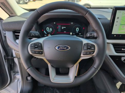 New 2026 Ford Explorer Active w/ Active Comfort Package image 31