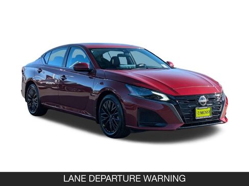 New 2026 Nissan Altima 2.5 SV w/ SV Special Edition Package image 2
