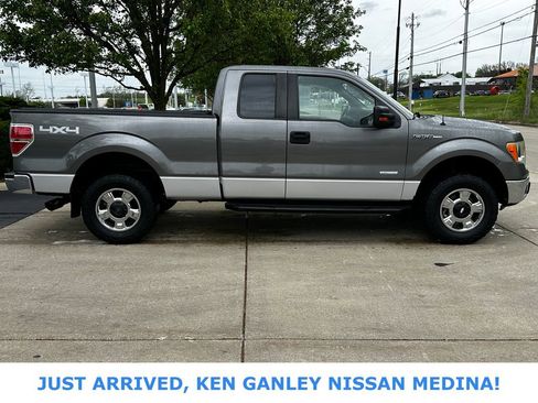 Used 2011 Ford F150 XLT w/ XLT Convenience Pkg AWD/4WD image 2