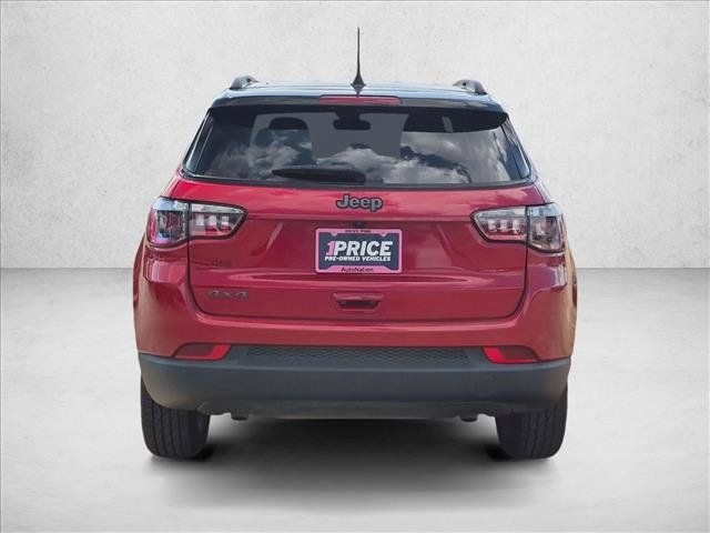 Used 2024 Jeep Compass Latitude w/ Altitude Special Edition AWD/4WD image 6