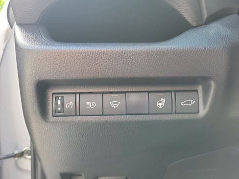 Used 2021 Toyota RAV4 SE w/ Weather & Moonroof Package AWD/4WD image 23