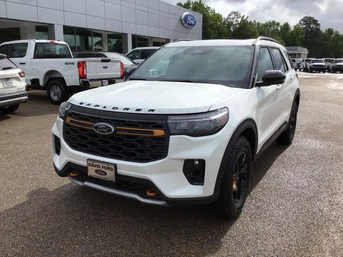New 2026 Ford Explorer Tremor w/ Tremor Ultimate Package AWD/4WD image 5
