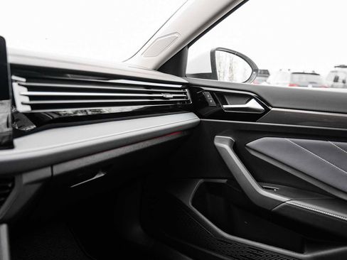 New 2026 Volkswagen Jetta SEL image 32