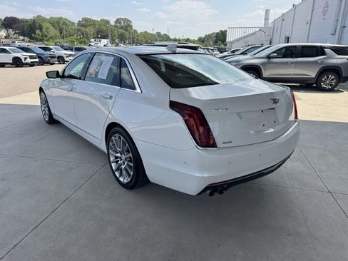 Used 2018 Cadillac CT6 Luxury image 9
