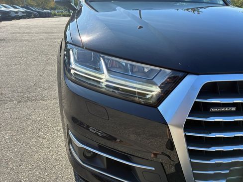 Used 2018 Audi Q7 3.0T Prestige AWD/4WD image 23