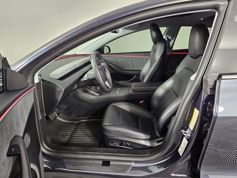 Used 2025 Tesla Model 3 Long Range image 18