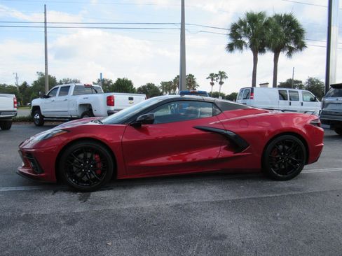 Used 2024 Chevrolet Corvette Stingray Premium Conv w/ Z51 Performance Package RWD image 2