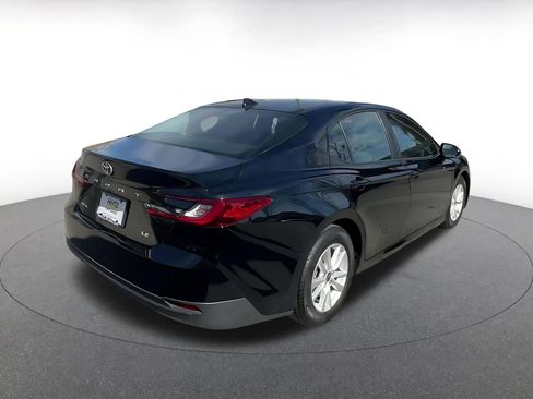 Used 2025 Toyota Camry LE image 14