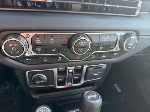 New 2026 Jeep Wrangler Sahara image 20