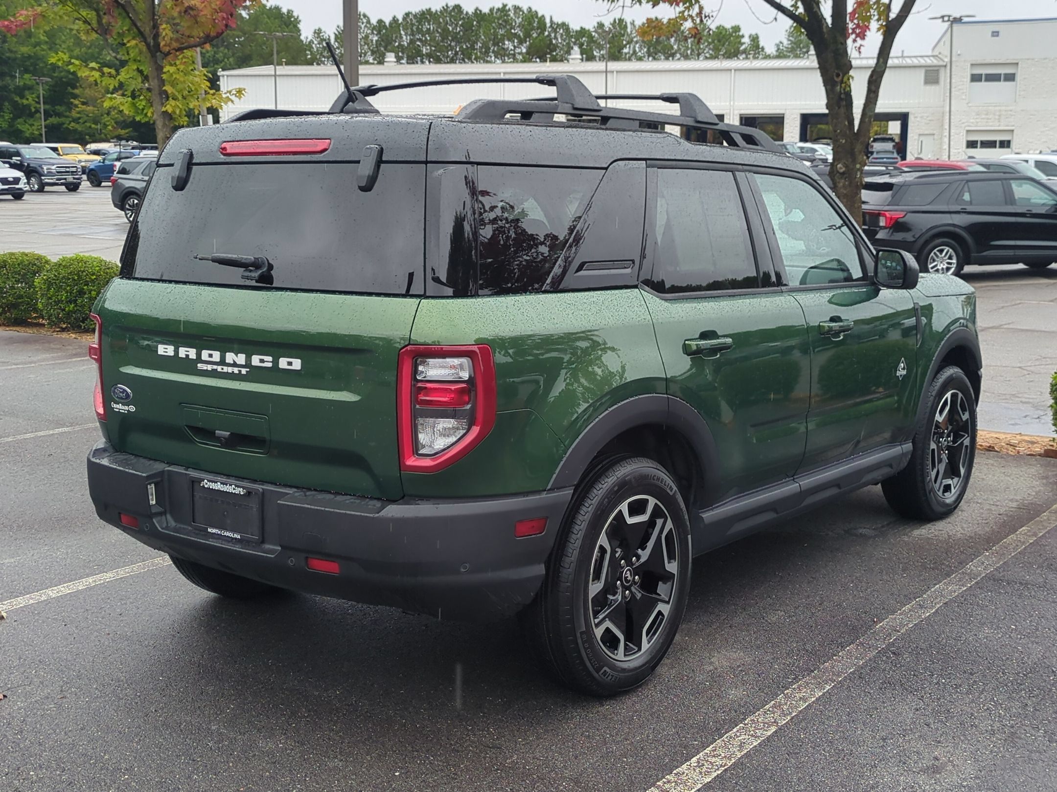 Used 2024 Ford Bronco Sport Outer Banks w/ Tech Package AWD/4WD image 3
