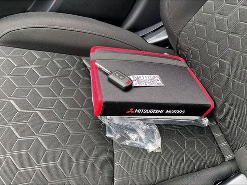 Used 2022 Mitsubishi Outlander Sport ES image 10