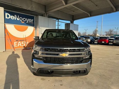Used 2020 Chevrolet Silverado 1500 LT w/ All-Star Edition image 2
